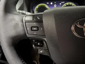 Toyota C-hr thumbnail 11