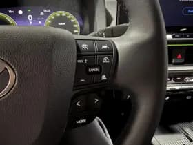 Toyota C-hr thumbnail 12