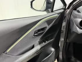 Toyota C-hr thumbnail 55