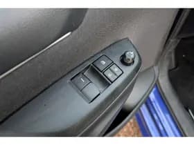 Toyota Yaris thumbnail 17