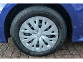 Toyota Yaris thumbnail 3