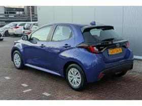 Toyota Yaris thumbnail 4