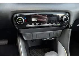 Toyota Yaris thumbnail 54