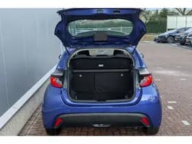 Toyota Yaris thumbnail 8