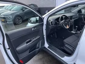 Kia Sportage thumbnail 16