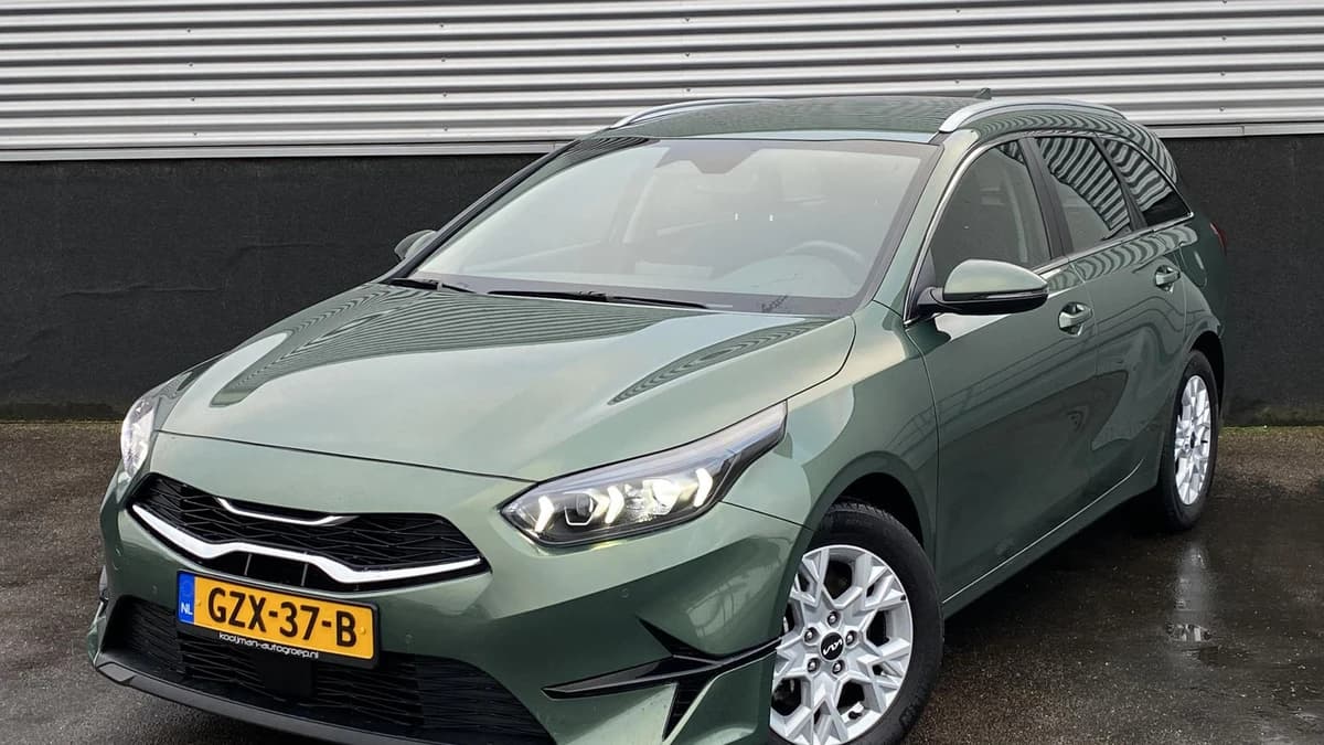 Kia Ceed-sportswagon — foto 1