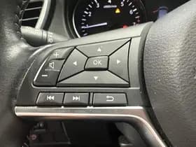 Nissan Qashqai thumbnail 38