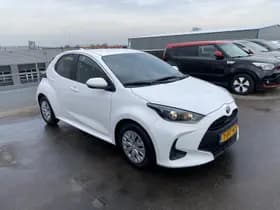 Toyota Yaris thumbnail 12
