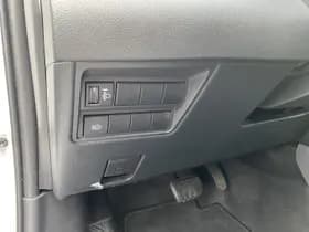 Toyota Yaris thumbnail 17