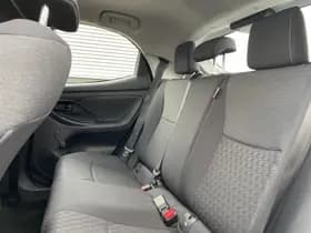 Toyota Yaris thumbnail 25