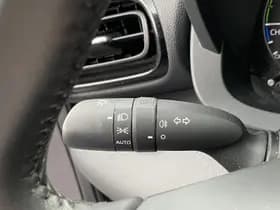 Toyota Yaris thumbnail 26