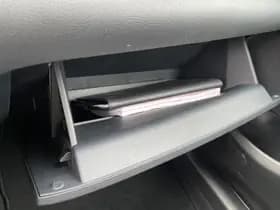 Toyota Yaris thumbnail 43