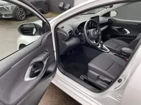 Toyota Yaris thumbnail 65