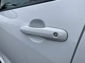 Toyota Yaris thumbnail 66