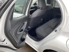 Toyota Yaris thumbnail 73