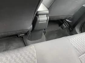 Toyota Yaris thumbnail 75