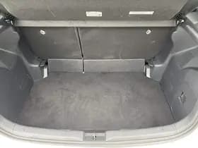 Toyota Yaris thumbnail 78