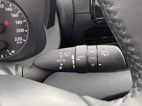 Toyota Yaris thumbnail 80