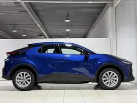 Toyota C-hr thumbnail 39
