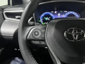 Toyota Corolla-cross thumbnail 15