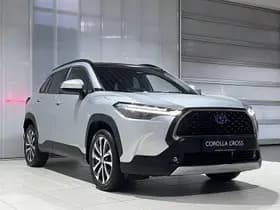 Toyota Corolla-cross thumbnail 3