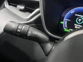 Toyota Corolla-cross thumbnail 58