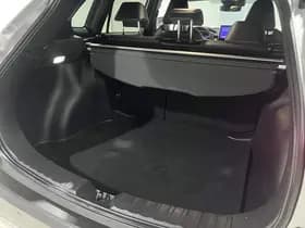 Toyota Corolla-cross thumbnail 81