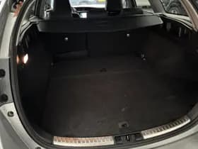 Toyota Auris thumbnail 17