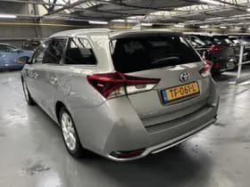Toyota Auris thumbnail 19
