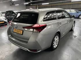 Toyota Auris thumbnail 23