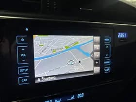 Toyota Auris thumbnail 38