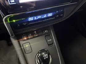 Toyota Auris thumbnail 39