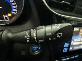 Toyota Auris thumbnail 7