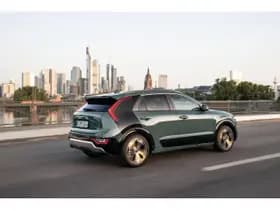 Kia Niro-ev thumbnail 3