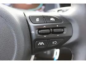 Kia Stonic thumbnail 59