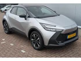 Toyota C-hr thumbnail 2