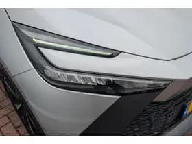 Toyota C-hr thumbnail 11