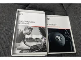 Toyota C-hr thumbnail 28