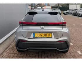 Toyota C-hr thumbnail 35