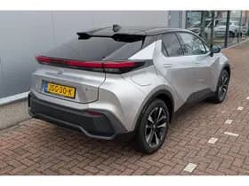 Toyota C-hr thumbnail 38