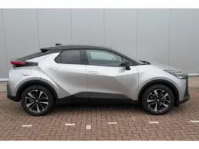 Toyota C-hr thumbnail 5