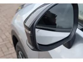 Toyota C-hr thumbnail 44