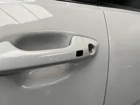 Kia Rio thumbnail 30