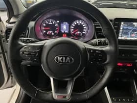 Kia Rio thumbnail 6