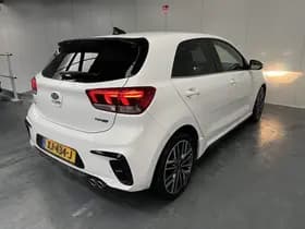Kia Rio thumbnail 56