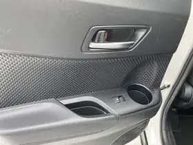 Toyota C-hr thumbnail 103