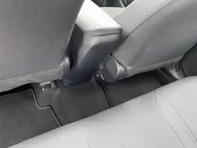 Toyota C-hr thumbnail 105