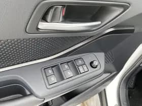 Toyota C-hr thumbnail 20