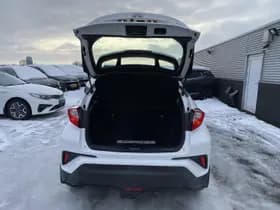 Toyota C-hr thumbnail 8