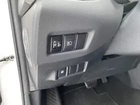 Toyota C-hr thumbnail 76